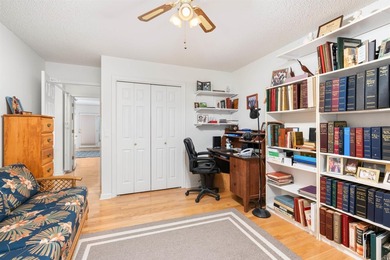Enjoy lakefront living on beautiful Lake Balboa in this - photo 23