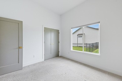 This stunning 5-bedroom, 3-bathroom home offers the perfect - photo 24