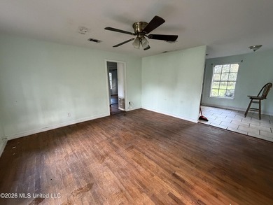 Investor Special - Fixer-Upper with Strong Potential in - photo 8
