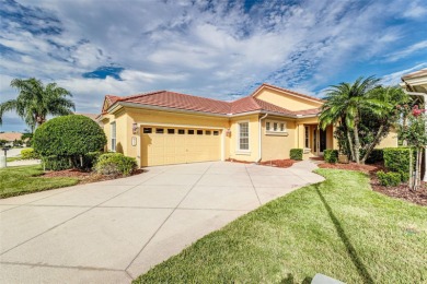 Lake Home For Sale in Lakeland, Florida