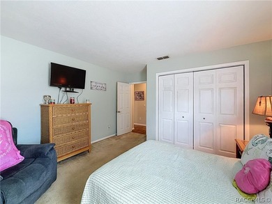 Welcome to 5253 W. Rochelle Street, Homosassa, FL! Situated on a - photo 31