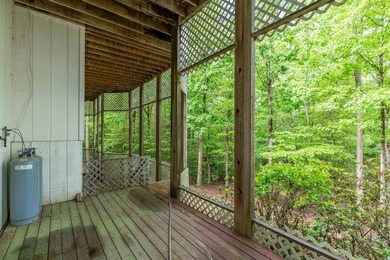 Enjoy lakefront living on beautiful Lake Balboa in this - photo 35