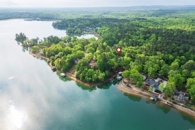 Enjoy lakefront living on beautiful Lake Balboa in this - photo 42