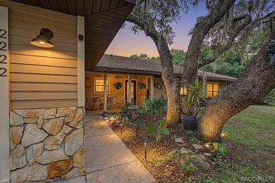 Welcome to your oasis in the heart of Citrus County! This - photo 2