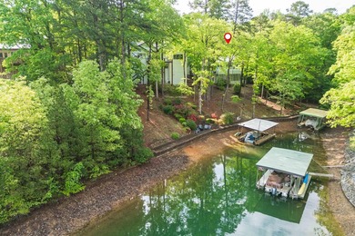 Enjoy lakefront living on beautiful Lake Balboa in this - photo 45