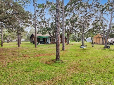 Welcome to 5253 W. Rochelle Street, Homosassa, FL! Situated on a - photo 45