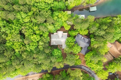 Enjoy lakefront living on beautiful Lake Balboa in this - photo 47