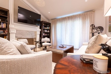 Stunning super upgraded unit with fantastic, unobstructed golf - photo 4