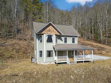 Lake Nantahala Home For Sale in Nantahala North Carolina