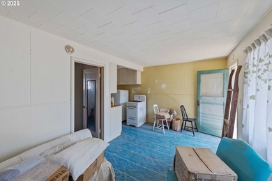 Unique time capsule income property for sale in Coos Bay - photo 13