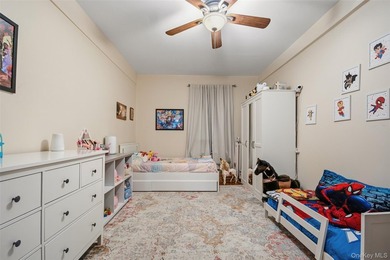Welcome to Wellington Court, a well-maintained cooperative - photo 25