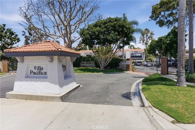 Text/call for private showings. Huntington Beach 92648 Villa - photo 28