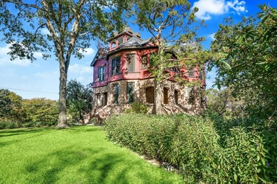 The Crown Jewel of Historic Austin Homes
Step into a living - photo 35