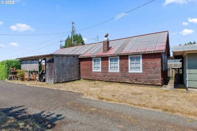 Unique time capsule income property for sale in Coos Bay - photo 38