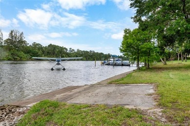 SEA. AIR. LAND. Extraordinary 5-acre waterfront estate offering - photo 9