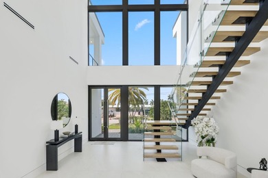 Brand-new modern waterfront estate offering the ultimate South - photo 9