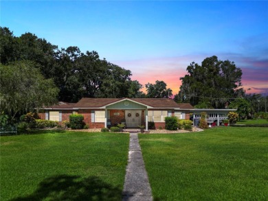 Lake Home For Sale in Auburndale, Florida