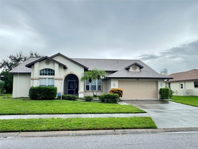 Lake Home For Sale in Bradenton, Florida