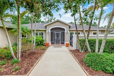 Welcome to Pinecrest Lakes! Situated on 1.1 acres, this unique - photo 5