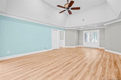 Welcome to Pinecrest Lakes! Situated on 1.1 acres, this unique - photo 7