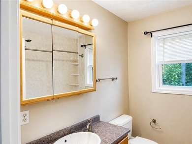 Charming 3-Bedroom Home in Warwick's Desirable Lockwood - photo 12