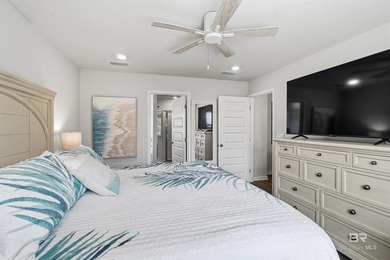 Gold Fortified 4-bedroom, 2-bath home on nearly a half-acre lot - photo 15