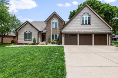 Lake Home For Sale in Lees Summit, Missouri