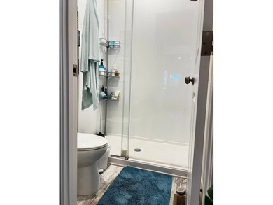1517 N New Hope St #3 - photo 8