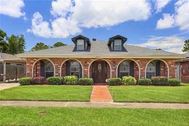 Lake Pontchartrain Home For Sale in New Orleans Louisiana