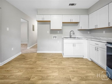 Come home to this recently renovated, all-brick, move-in-ready - photo 7