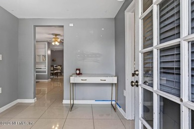 Bring your vision and unlock the potential of this 3-bedroom - photo 4