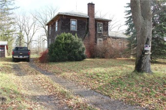 (private lake) Home For Sale in Brunswick Ohio