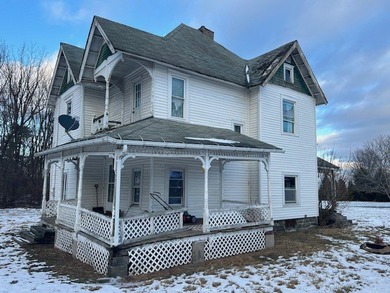 Seneca Lake Home Active Under Contract in Himrod New York