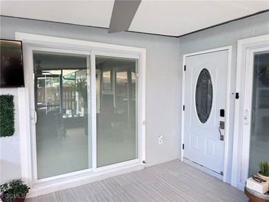 This charming townhouse features 2 bedrooms, 2 full bathrooms - photo 14