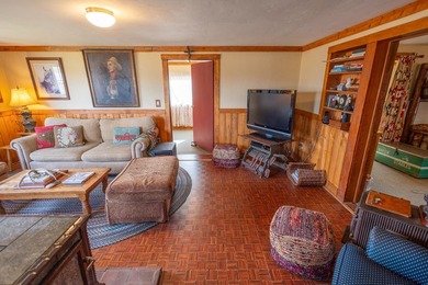The Gates Ranch is a rare 744+/--acre legacy hunting and cattle - photo 26