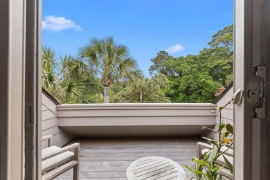 Beautifully updated two-bedroom townhouse with long tidal marsh - photo 33