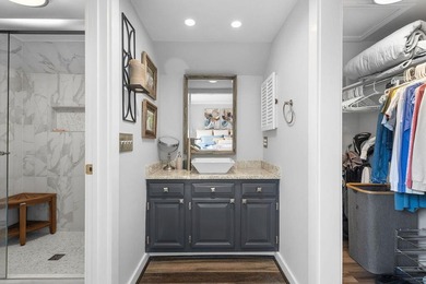 Beautifully updated two-bedroom townhouse with long tidal marsh - photo 34