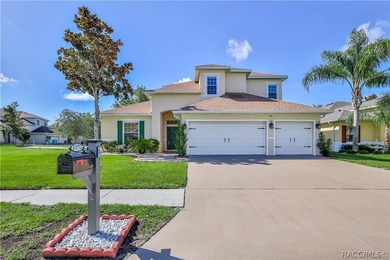 MOVE In Ready! Immaculate 4-Bedroom 3-Car Garage Home on Corner - photo 4