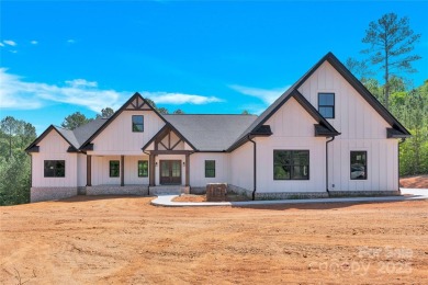 Lake Home Sale Pending in Statesville, North Carolina