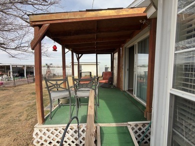 3 bedroom 2 bathroom home for sale at almost 1500 square feet