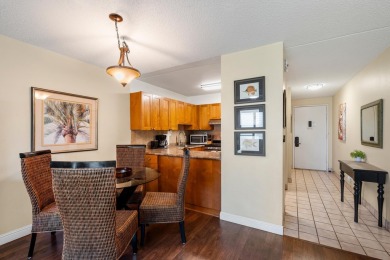 Welcome to HOTEL ZONED Kihei Akahi D107! Luxury vinyl plank - photo 11