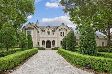 A Masterpiece of English Country Elegance. Welcome to an - photo 2