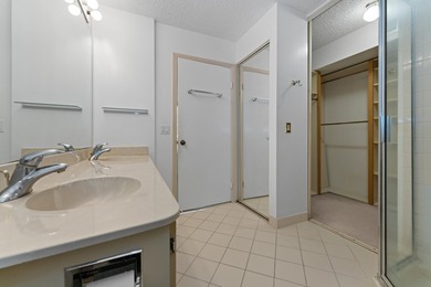 Spacious 2 bed, 2 bath condo in the sought-after Village Blvd - photo 12