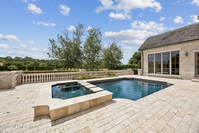 A Masterpiece of English Country Elegance. Welcome to an - photo 9