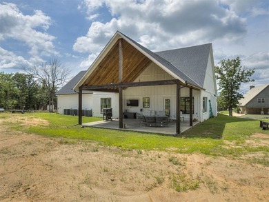 Experience the ultimate Lake Eufaula lifestyle in this fully - photo 46