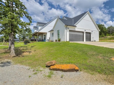 Experience the ultimate Lake Eufaula lifestyle in this fully - photo 47