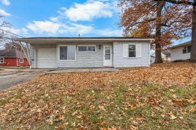 Lake Home For Sale in Waterloo, Iowa