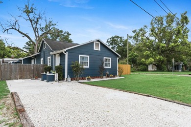 Step into the charm of a 1922 home with the peace of mind of - photo 4