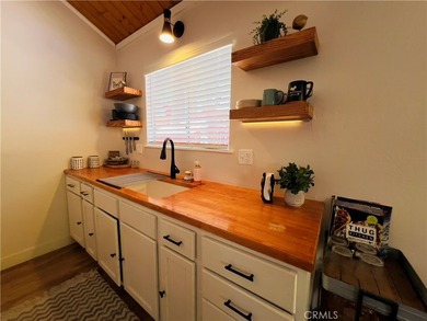 Beautifully upgraded cabin in Big Bear City, perfect as a - photo 19