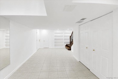 Beautifully maintained home offering the perfect blend of - photo 25